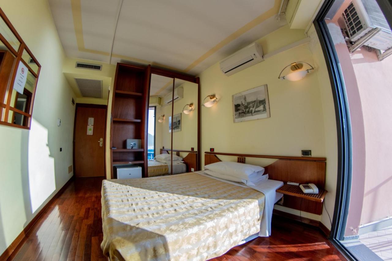 Hotel Sirenella Меле Екстер'єр фото
